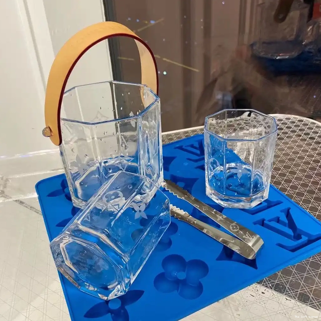 DRINKS SET LV CUSTOM 0617